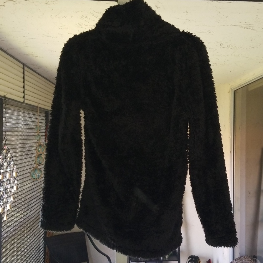 Sweater - Picture 2 of 4